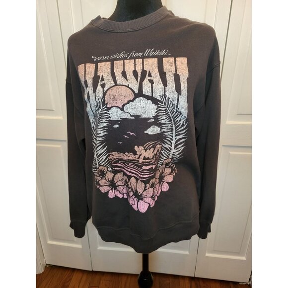 Hollister Tops - Gray Hollister Hawaii Sweatshirt Graphic XS Y2K Oversized Relaxed Fall Comfy